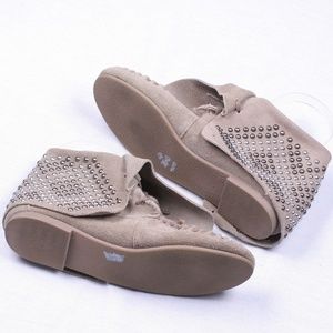 Steve Madden Brown Leather Stud Ankle Booties